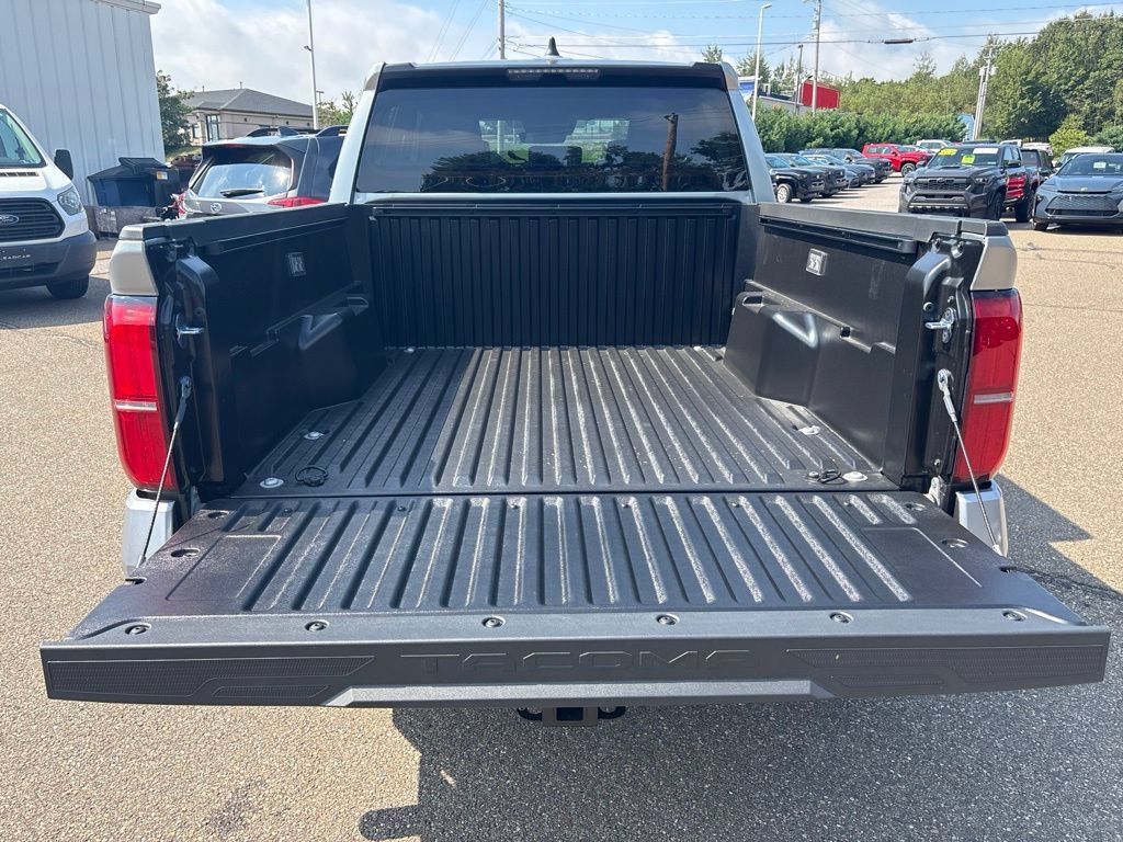 Used 2026 Toyota Tacoma 4x4 Double Cab image 16