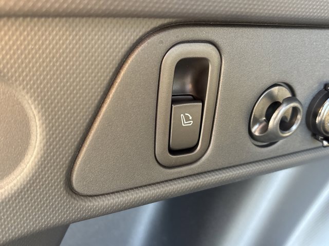 Used 2025 Subaru Forester Limited image 10