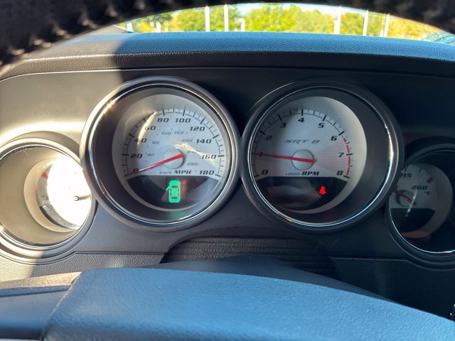 Used 2010 Dodge Challenger SRT8 RWD image 16