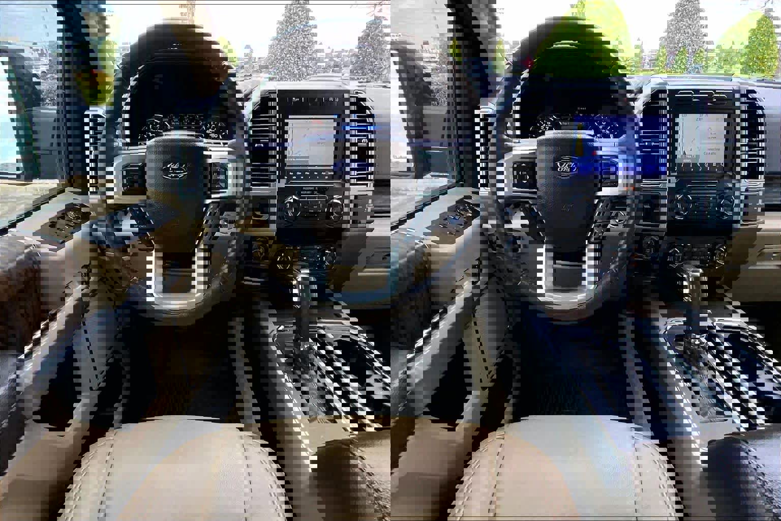 Used 2020 Ford F150 Lariat w/ Equipment Group 501A Mid image 5