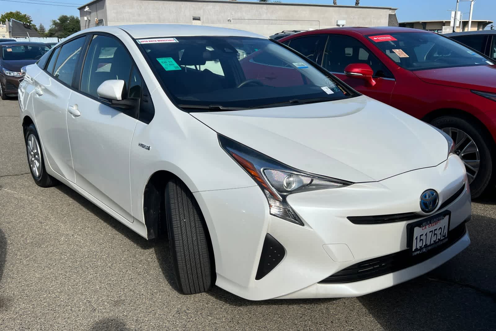 Certified 2017 Toyota Prius Two w/ Carpet Mat Package FWD image 3