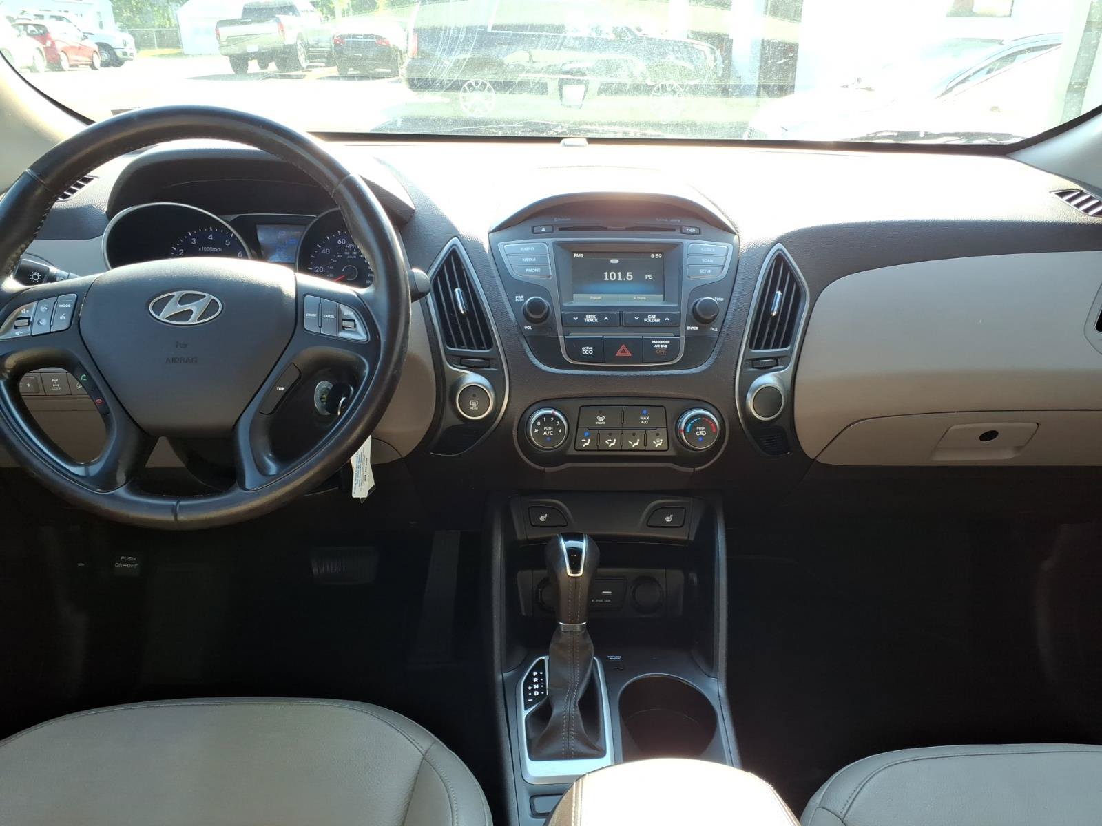 Used 2015 Hyundai Tucson SE AWD/4WD image 7