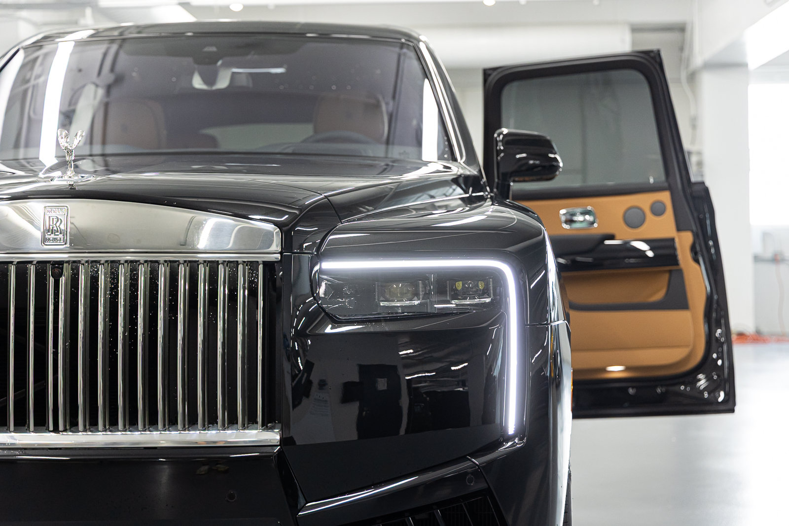 New 2027 Rolls-Royce Cullinan AWD/4WD image 26