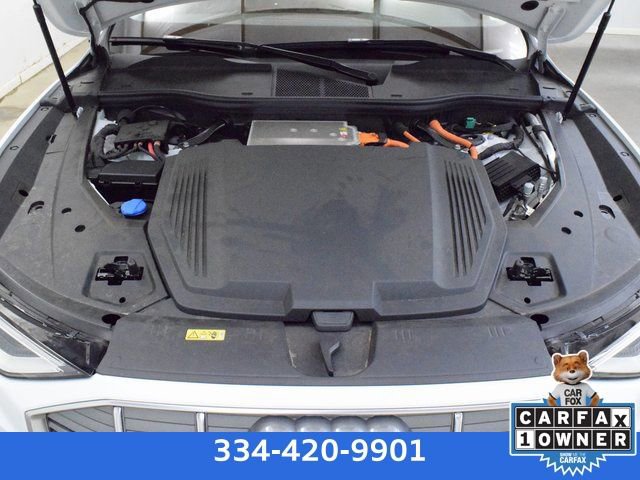 Used 2021 Audi e-tron Premium Plus w/ Premium Plus Package image 41
