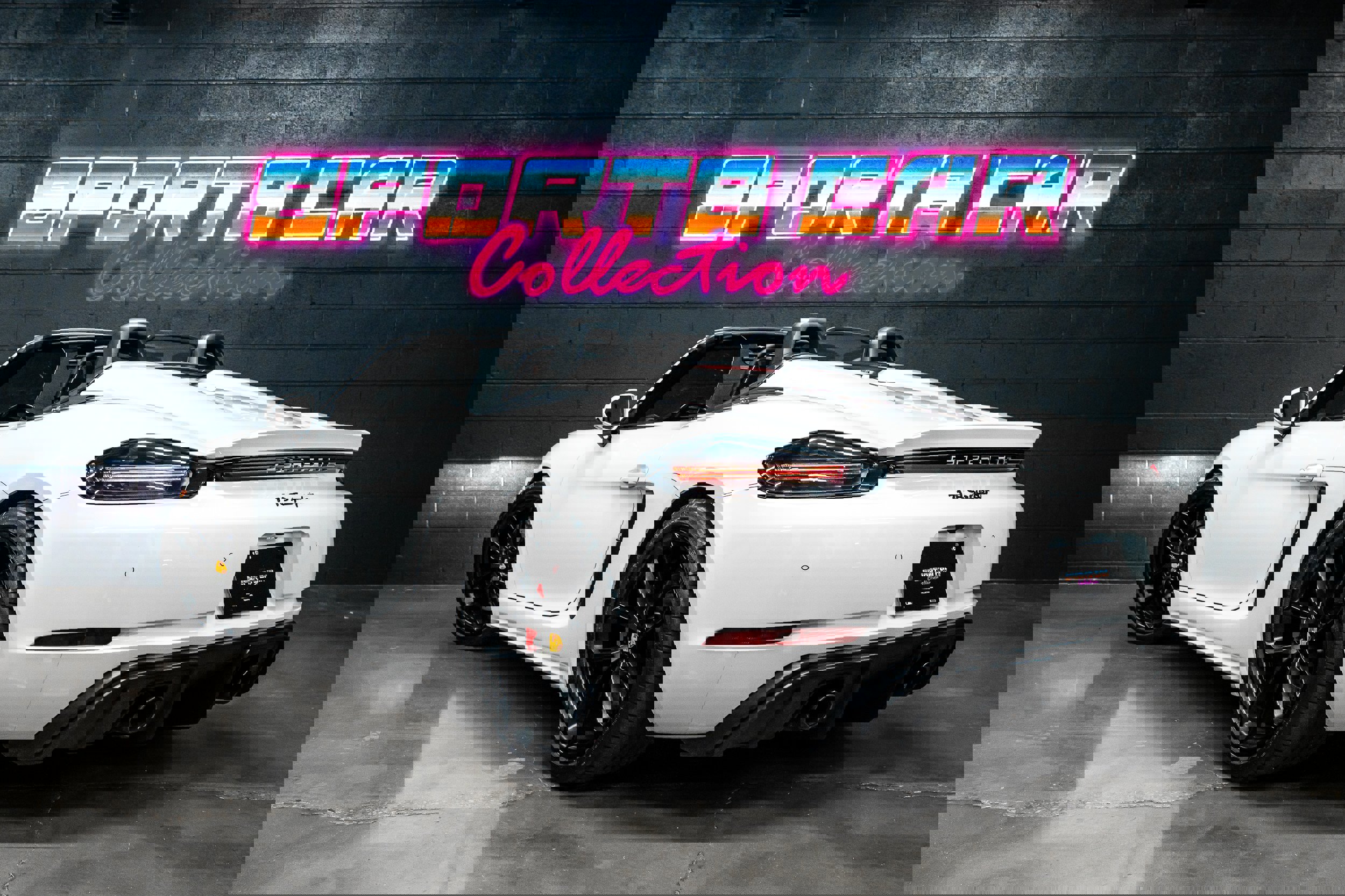 Used 2020 Porsche 718 Boxster Spyder RWD image 3