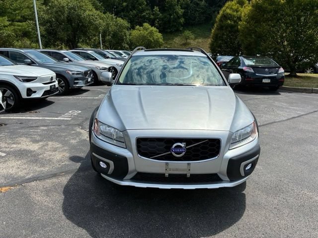 Used 2015 Volvo XC70 T6 AWD/4WD image 4