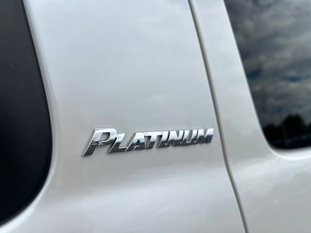 Used 2016 Toyota Sequoia Platinum AWD/4WD image 14