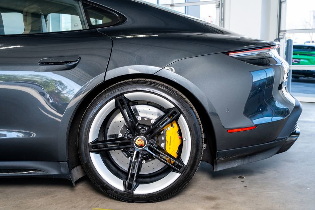 Used 2020 Porsche Taycan Turbo image 22
