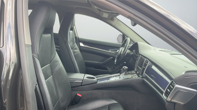 Used 2011 Porsche Panamera 4 AWD/4WD image 24