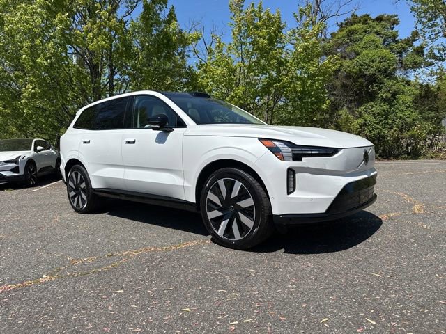 New 2025 Volvo EX90 Plus w/ Protection Package Premier