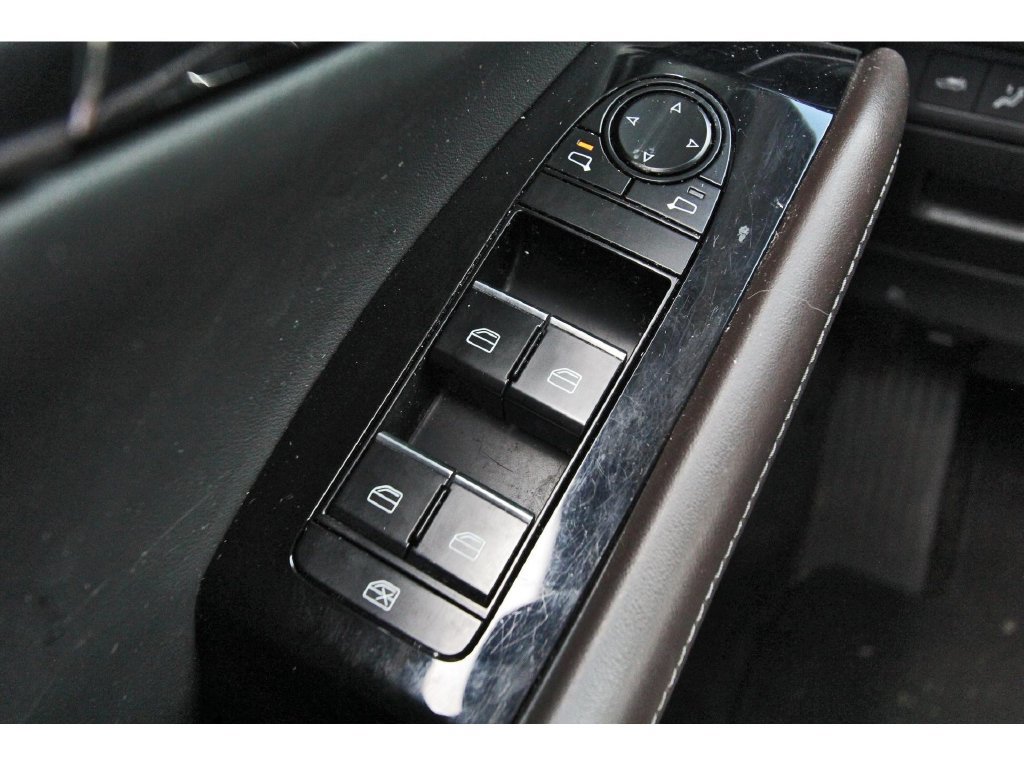 Used 2021 MAZDA CX-30 FWD 2.5 S w/ Premium Package image 22