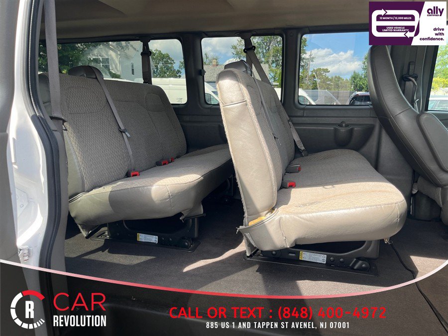 Used 2024 Chevrolet Express 3500 LT w/ LT Preferred Equipment Group RWD image 25