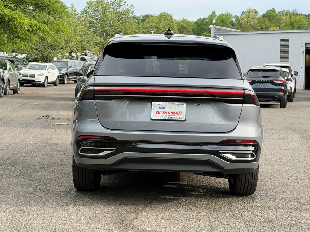 Certified 2024 Lincoln Nautilus Reserve AWD/4WD image 6