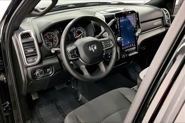 Used 2025 RAM 3500 Big Horn AWD/4WD image 16