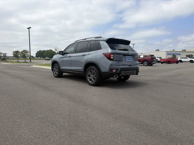 Certified 2024 Honda Passport TrailSport image 3