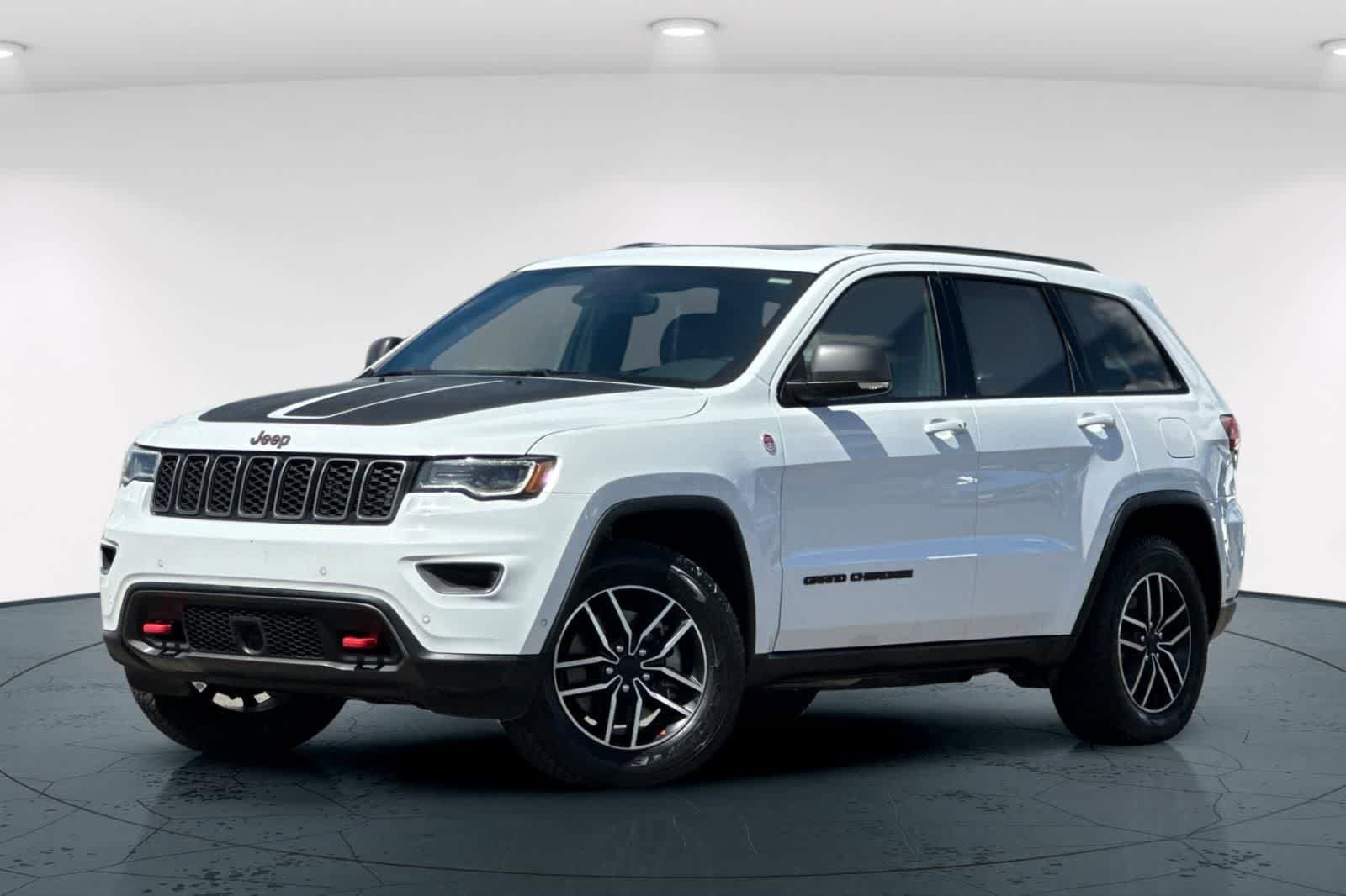Used 2021 Jeep Grand Cherokee Trailhawk w/ Premium Lighting Group image 1