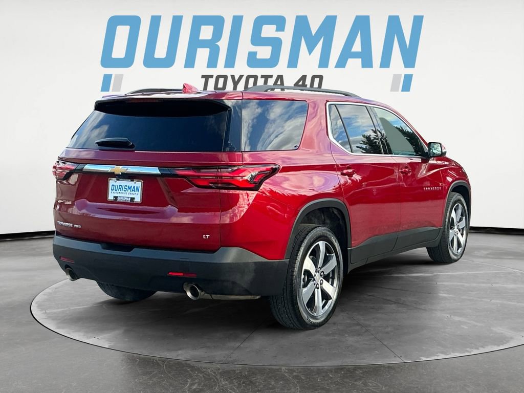Used 2023 Chevrolet Traverse LT w/ LT Premium Package image 7