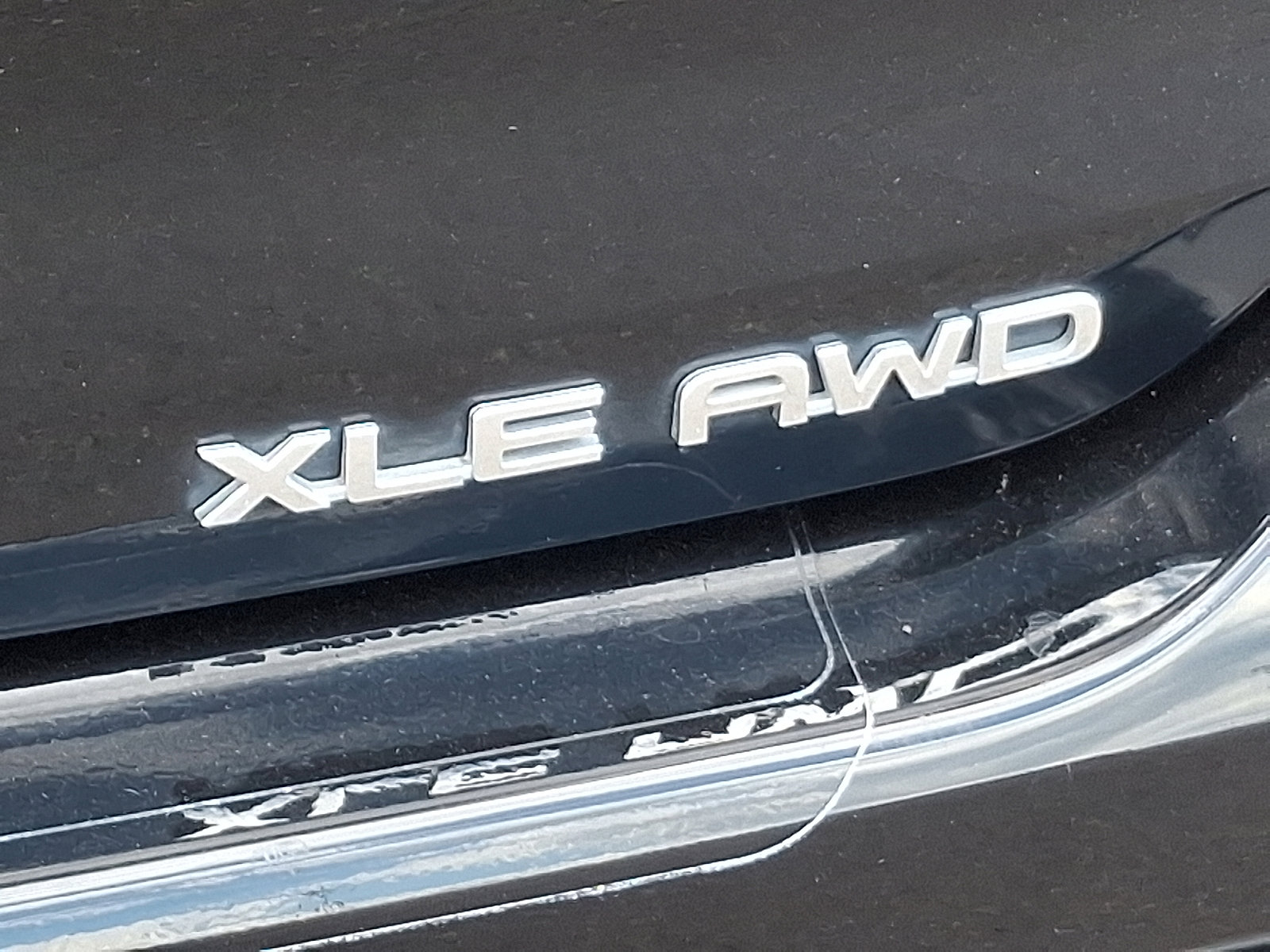 Used 2020 Toyota Highlander XLE image 35