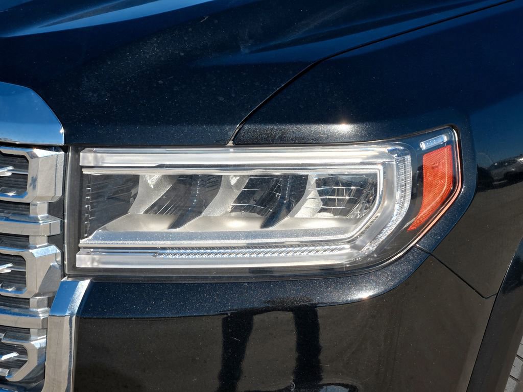 Used 2023 GMC Acadia Denali FWD image 3