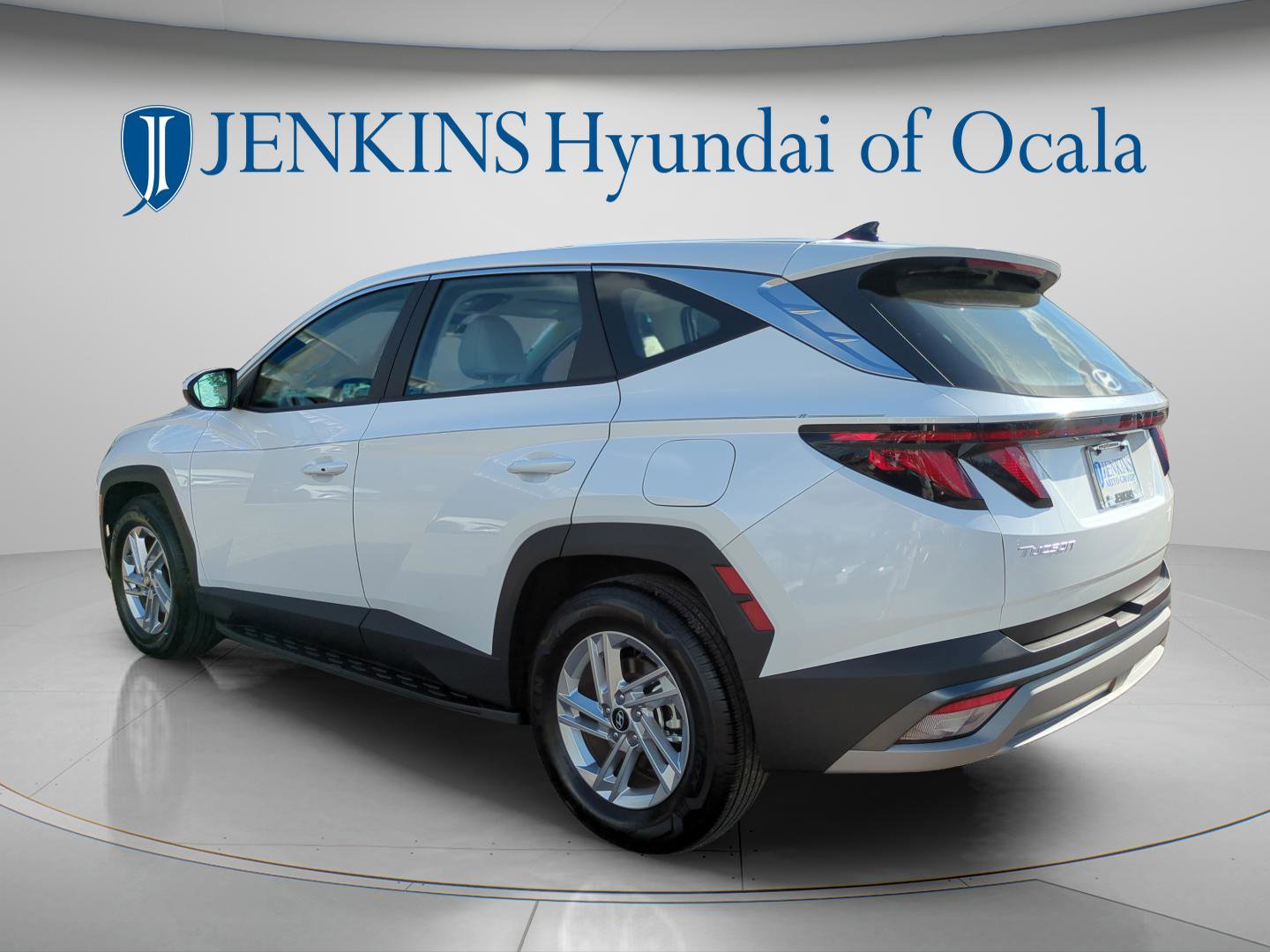 Certified 2025 Hyundai Tucson SE image 4