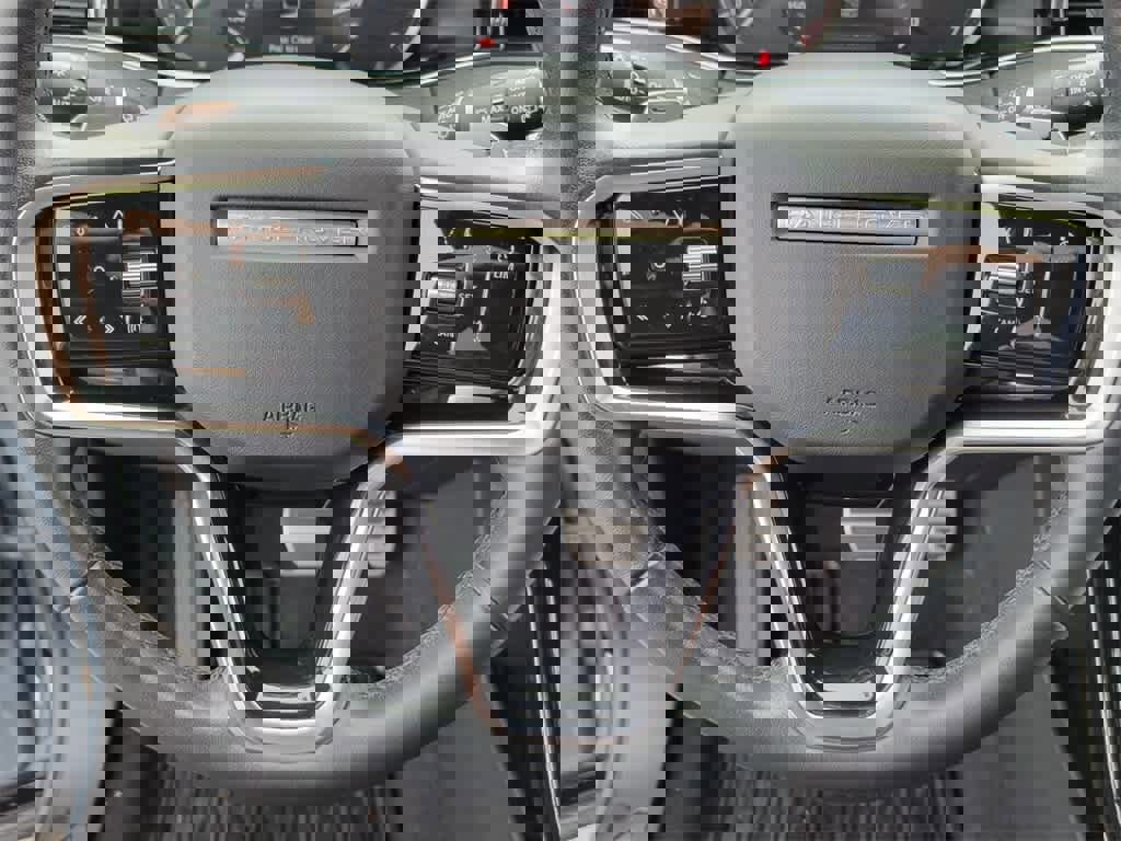 Used 2023 Land Rover Range Rover Evoque R-Dynamic S image 19