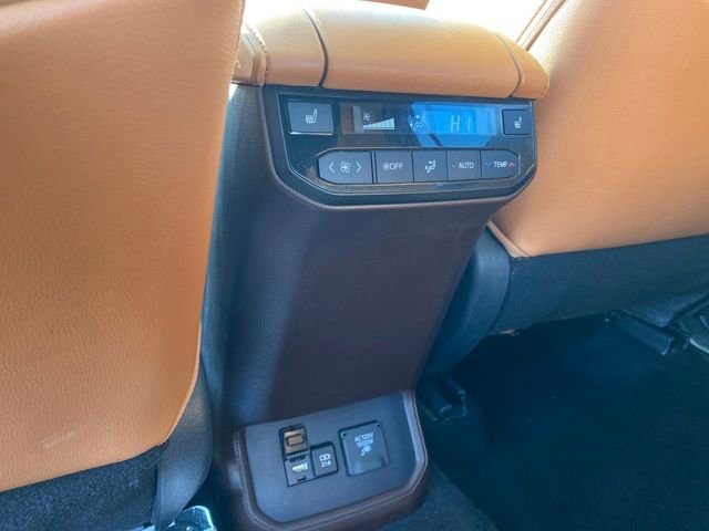 Used 2020 Toyota Highlander Platinum image 20