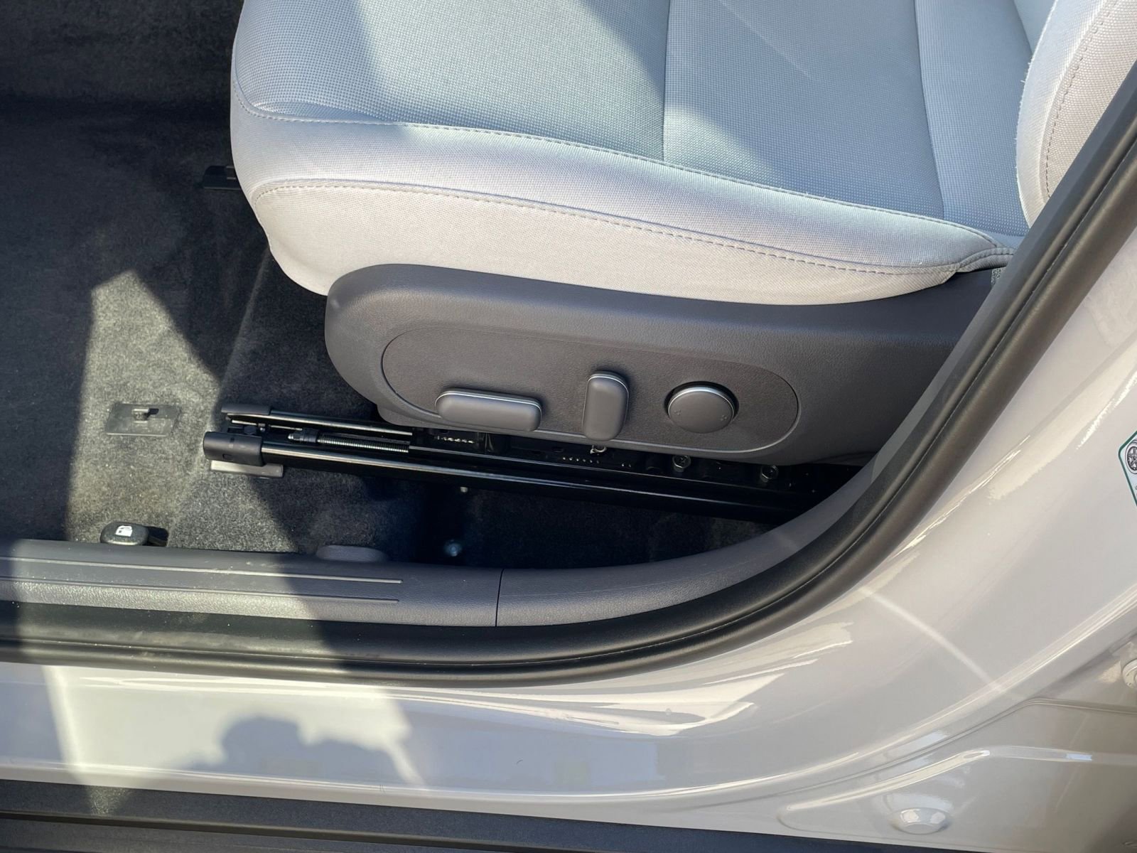 Used 2025 Hyundai Kona SEL image 23