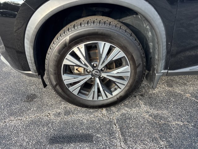 Used 2022 Nissan Rogue SV AWD/4WD image 30