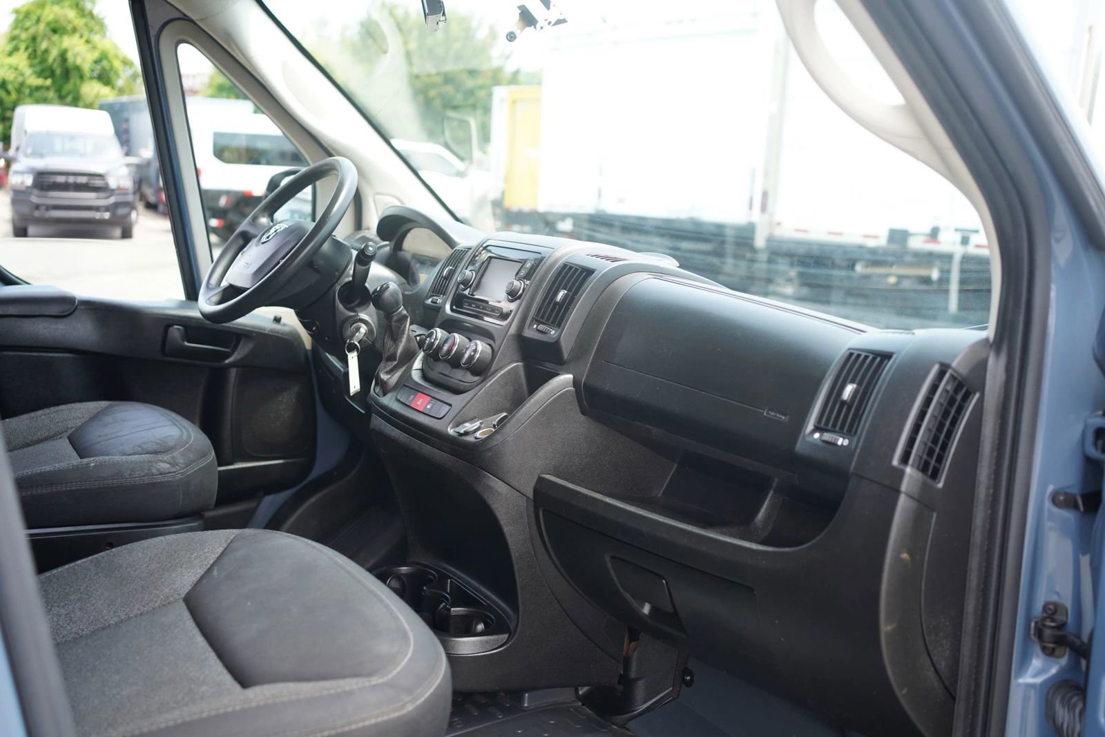 Used 2020 RAM ProMaster 3500 FWD image 2