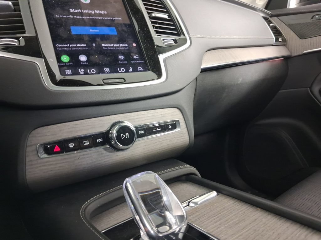 Certified 2023 Volvo XC90 T8 Ultimate AWD/4WD image 25