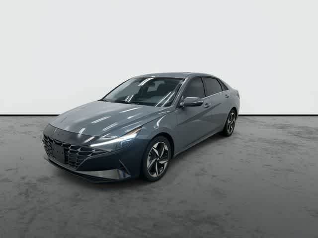 Used 2023 Hyundai Elantra Limited w/ Cargo Package FWD image 7