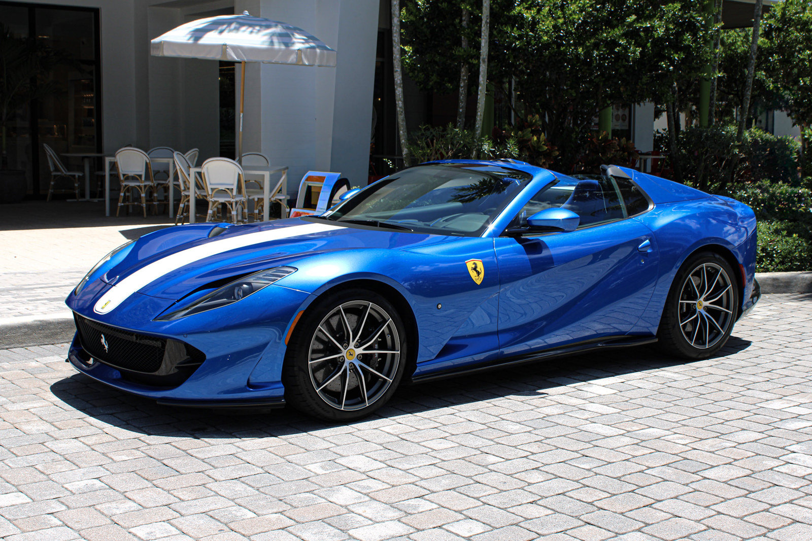 Certified 2022 Ferrari 812 GTS RWD image 2