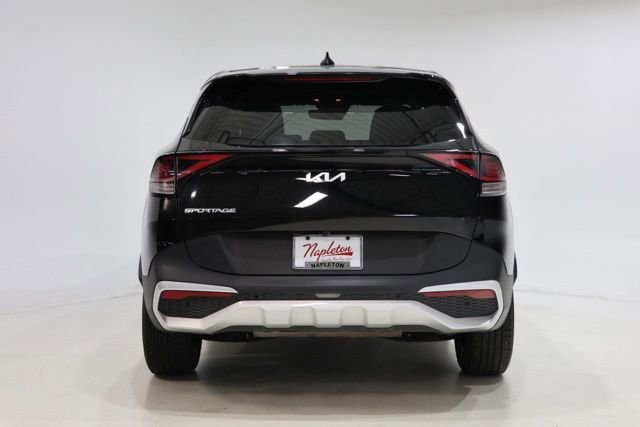 Used 2023 Kia Sportage EX image 7