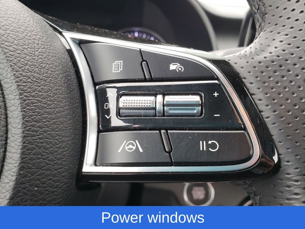 Used 2023 Kia Forte GT-Line image 13