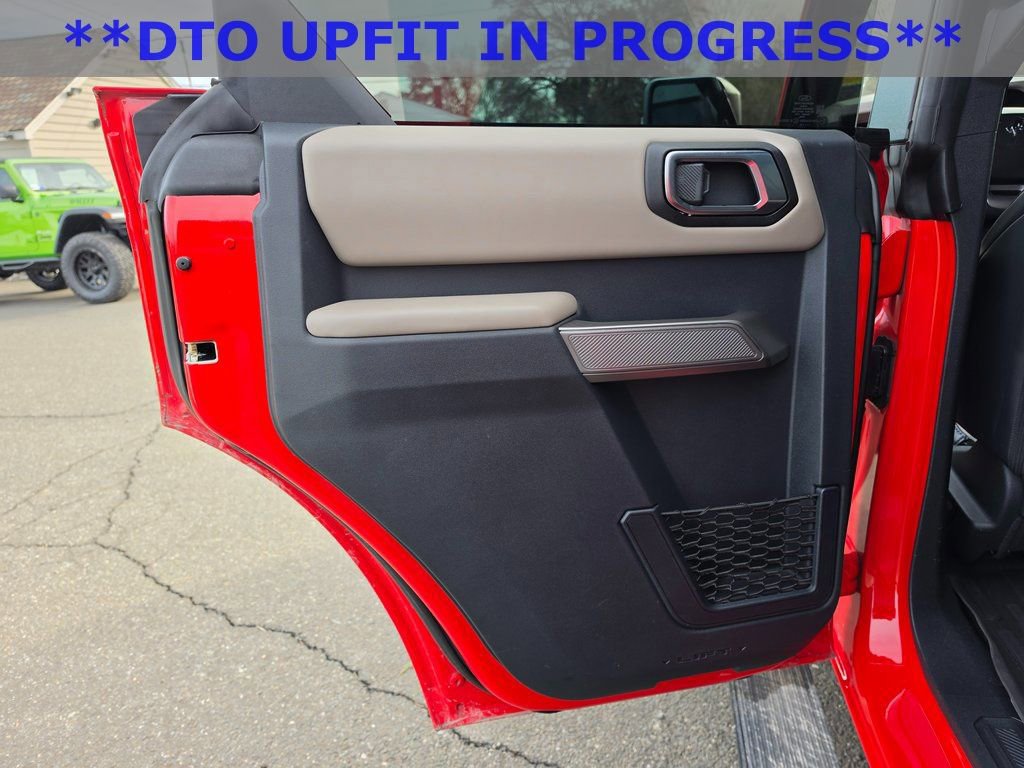 Used 2023 Ford Bronco Wildtrak image 15