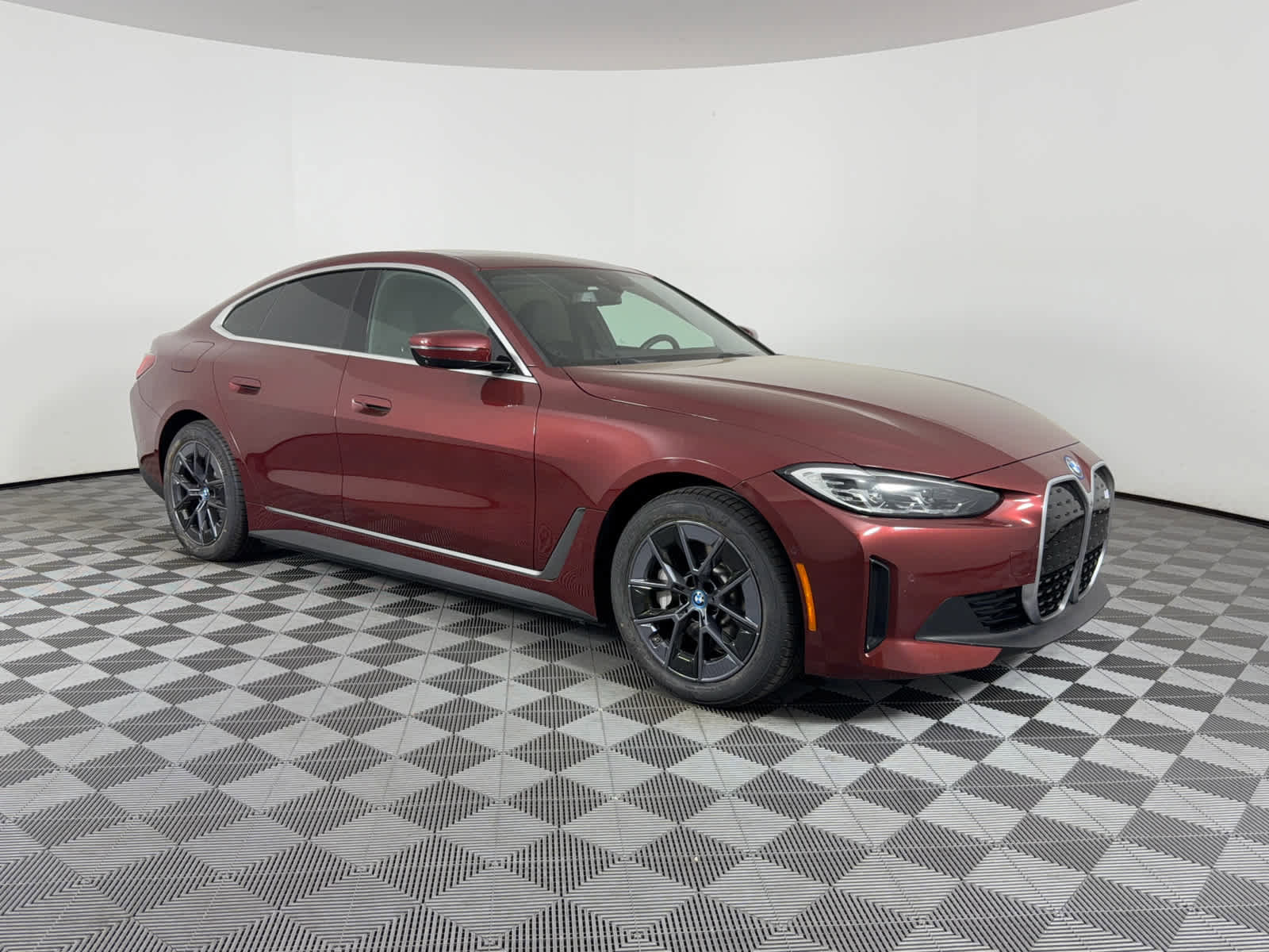 Certified 2023 BMW i4 eDrive35 w/ Premium Package image 1