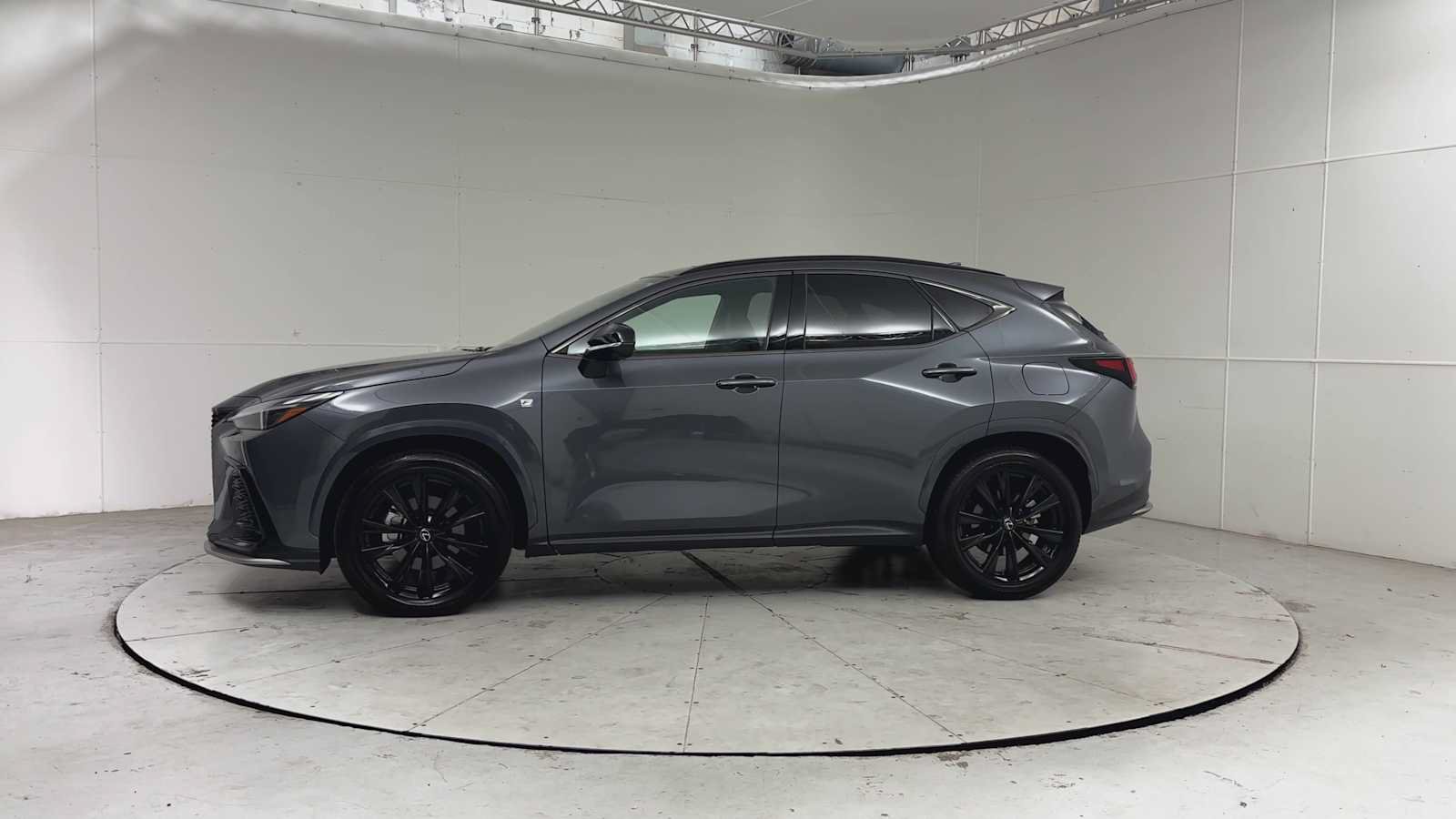 Used 2025 Lexus NX 350 F Sport AWD/4WD image 9