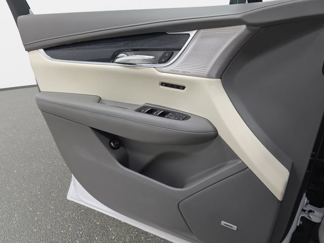 Certified 2022 Cadillac XT6 Premium Luxury w/ Technology Package AWD/4WD image 23