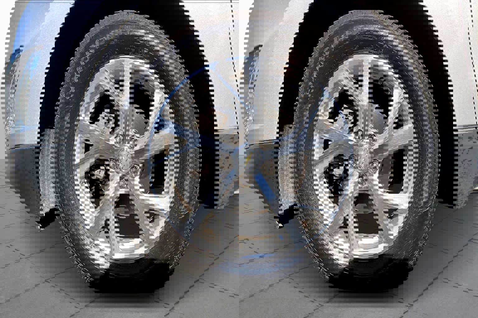 Used 2019 Chevrolet Equinox Premier image 10