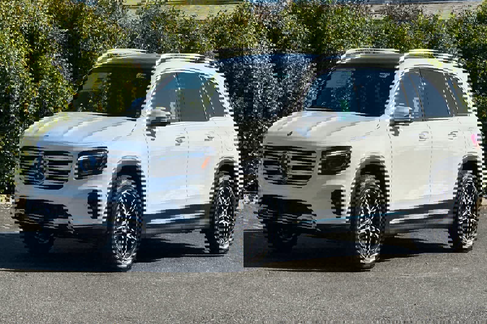 New 2026 Mercedes-Benz GLB 250 4MATIC image 7