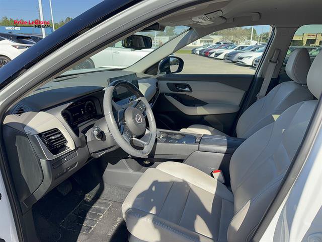 Certified 2024 Nissan Rogue SL FWD image 14