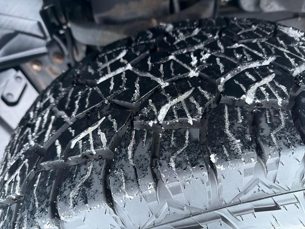 Used 2018 RAM 1500 Rebel w/ Luxury Group image 27