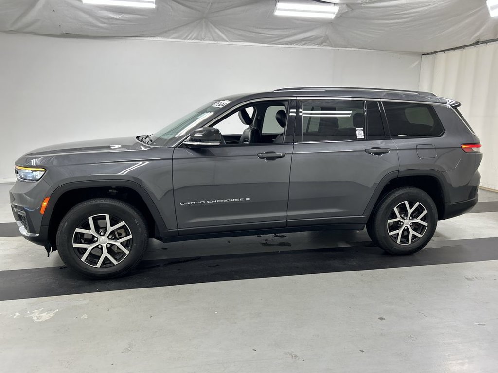 Used 2024 Jeep Grand Cherokee L Limited AWD/4WD image 6