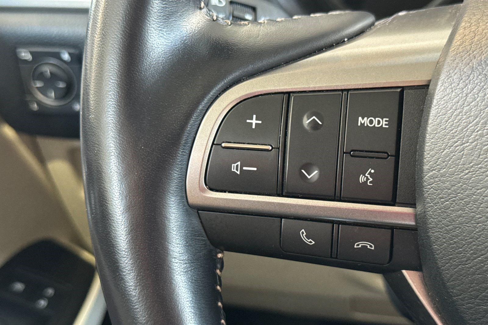 Certified 2022 Lexus GX 460 Premium AWD/4WD image 32