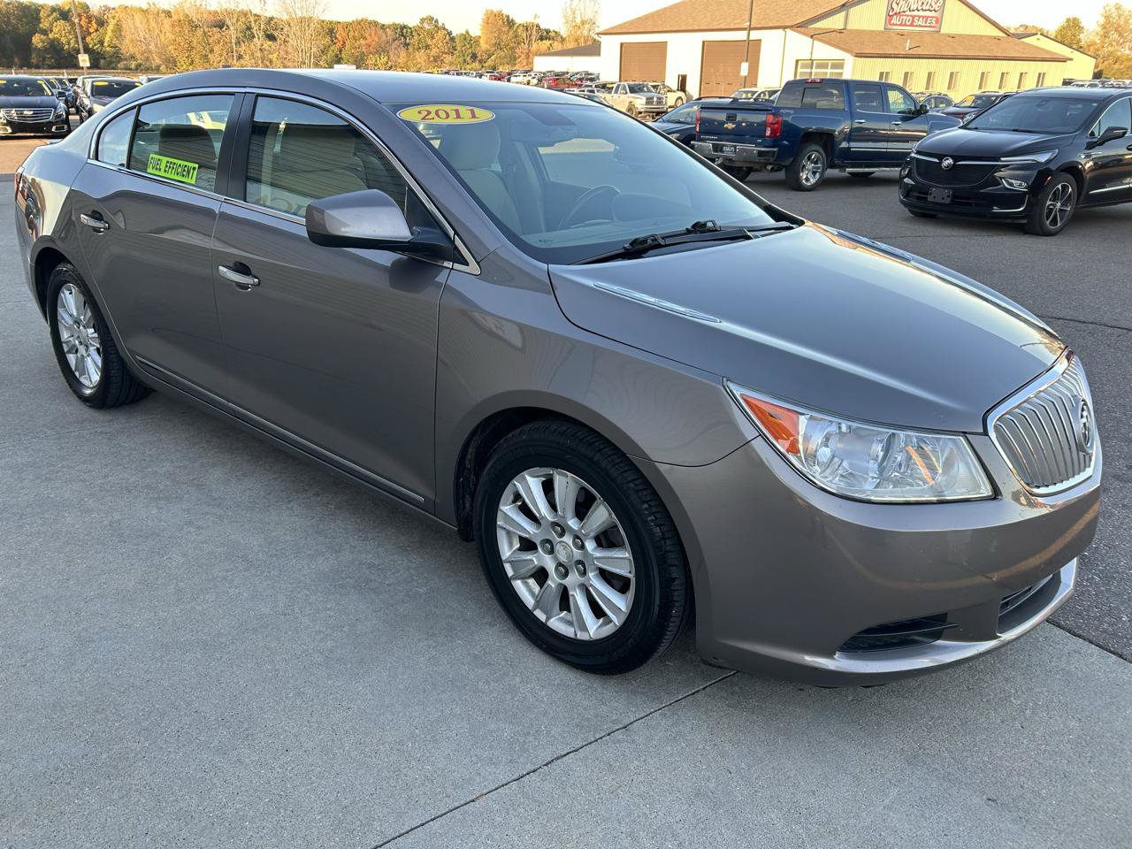 Used 2011 Buick LaCrosse CX FWD image 3
