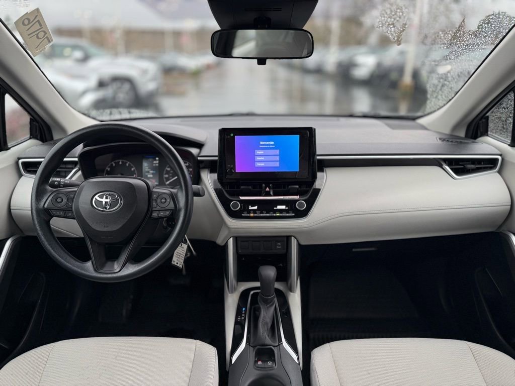 Used 2023 Toyota Corolla Cross L image 20