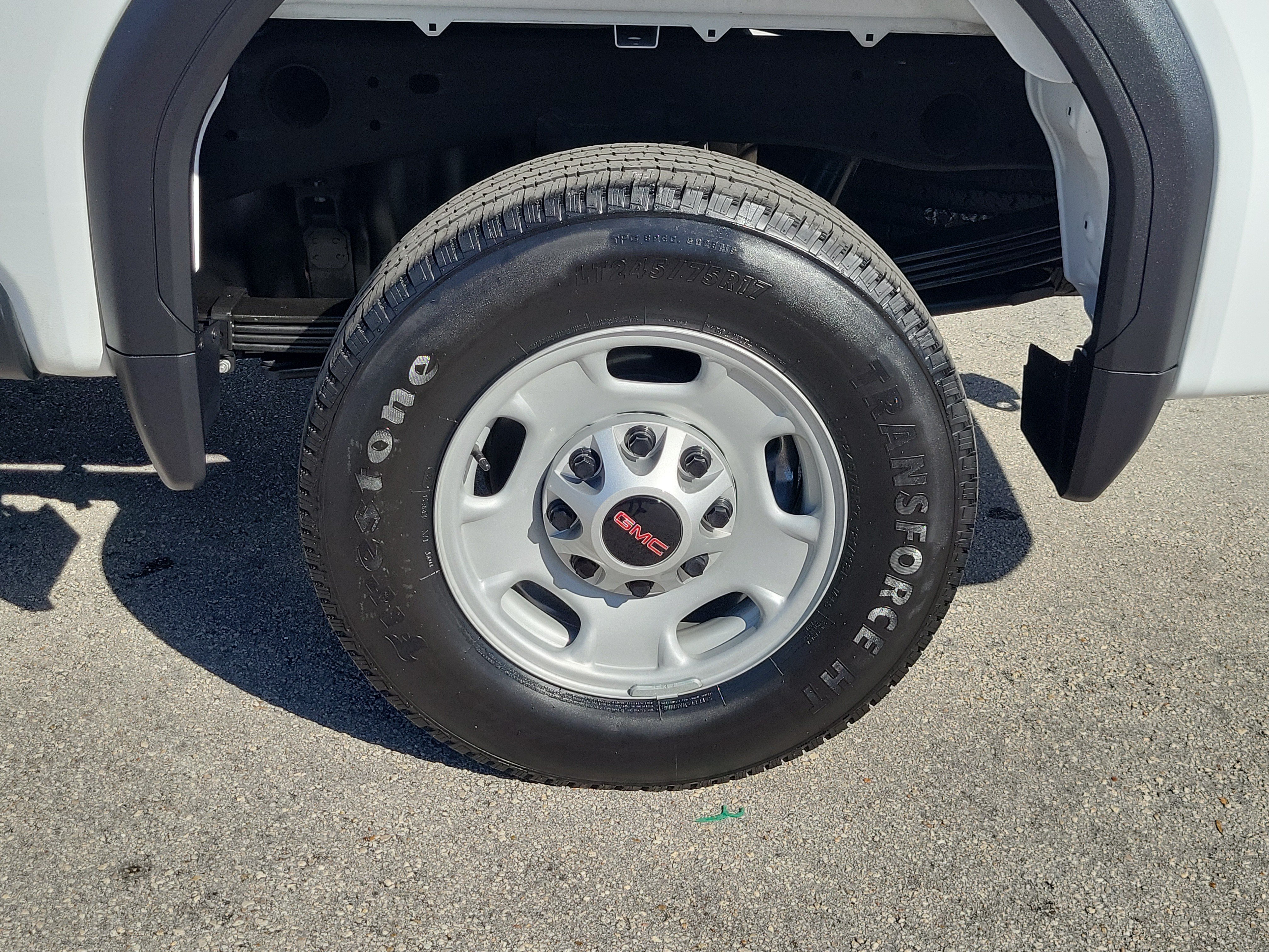 Used 2024 GMC Sierra 2500 Pro w/ Convenience Package AWD/4WD image 25