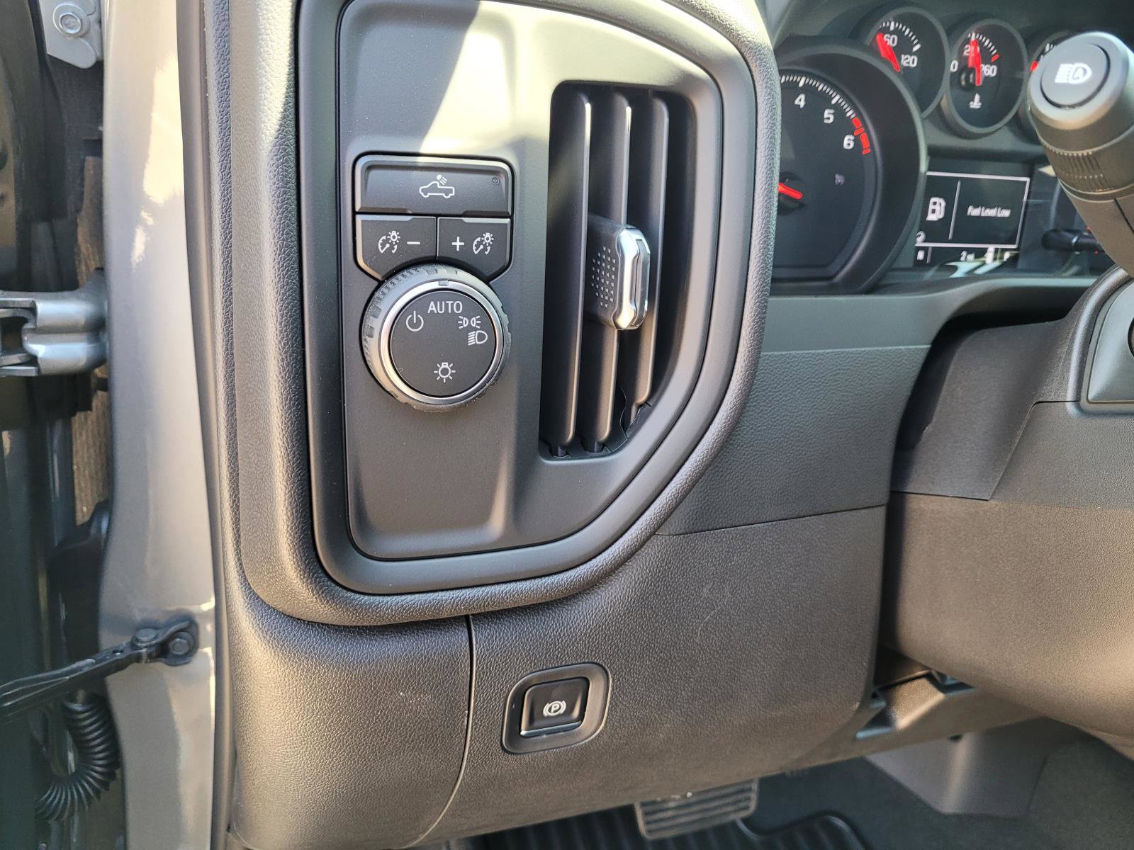 New 2026 Chevrolet Silverado 1500 Custom RWD image 16
