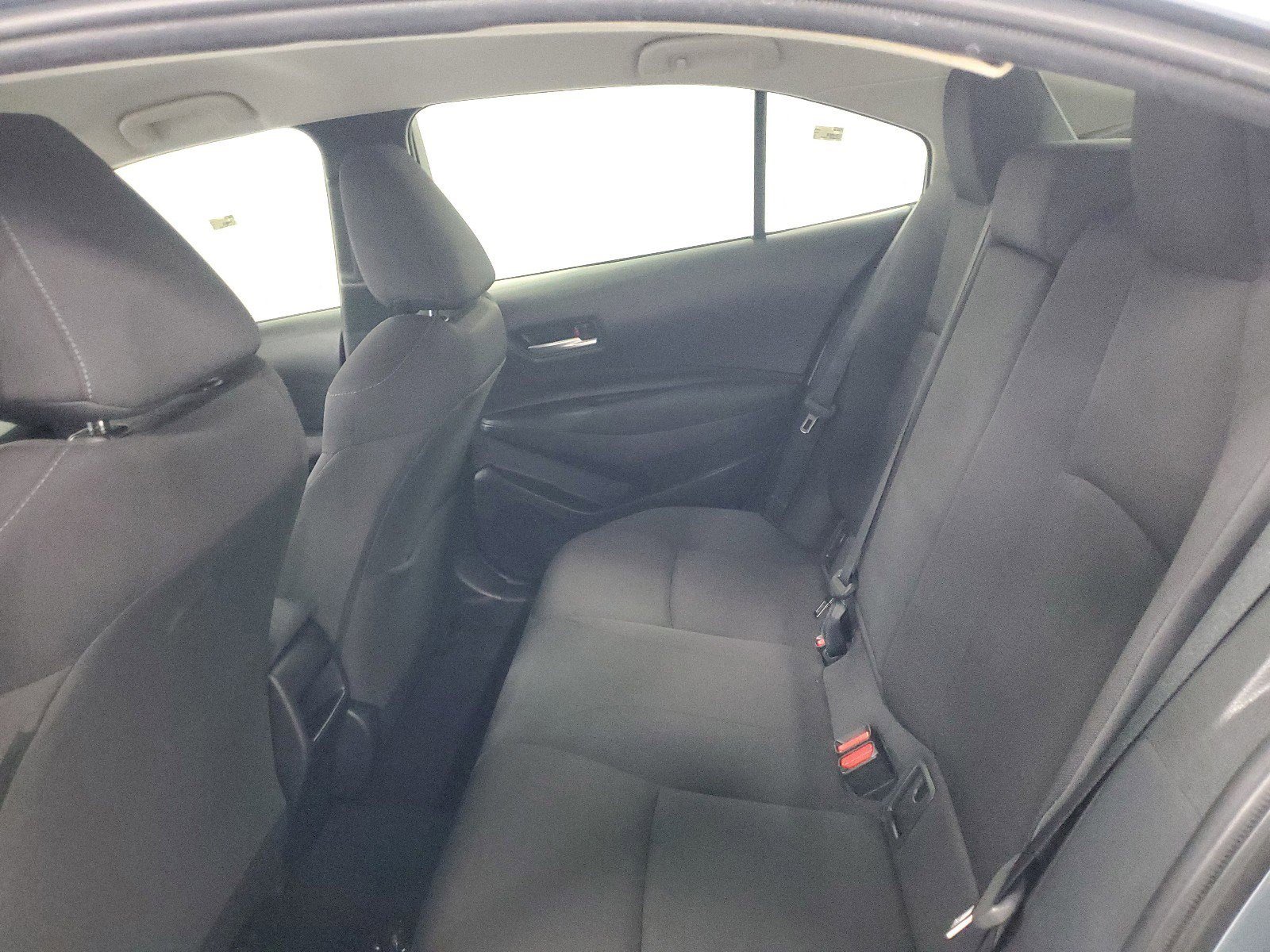 Used 2021 Toyota Corolla LE image 13