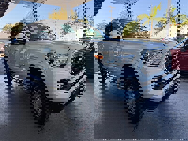 Used 2021 Toyota Tacoma SR5 image 8